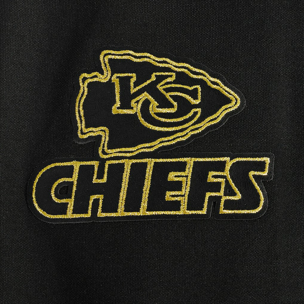 Kansas City Chiefs Pro Standard Classic Chenille Pullover Hoodie Black | NFL