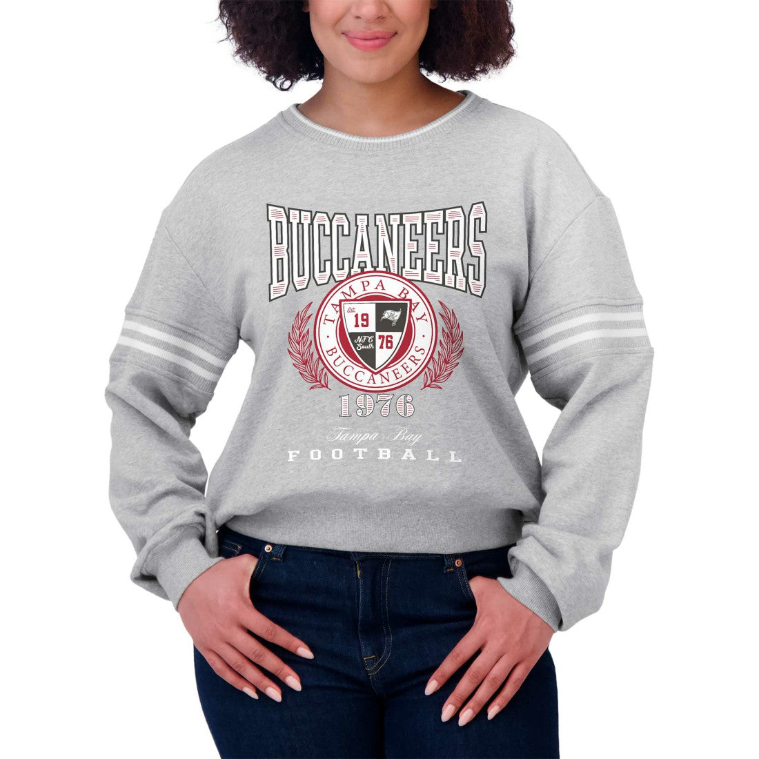 Tampa Bay Buccaneers WEAR by Erin Andrews Women's Cropped Pullover Sweatshirt Heather Gray | NFL