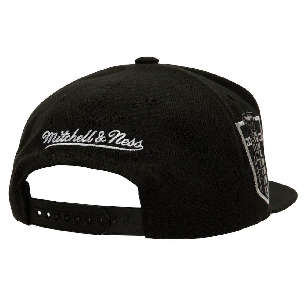 Colorado Avalanche Mitchell & Ness Core Top Spot Snapback Hat - Black - NHL