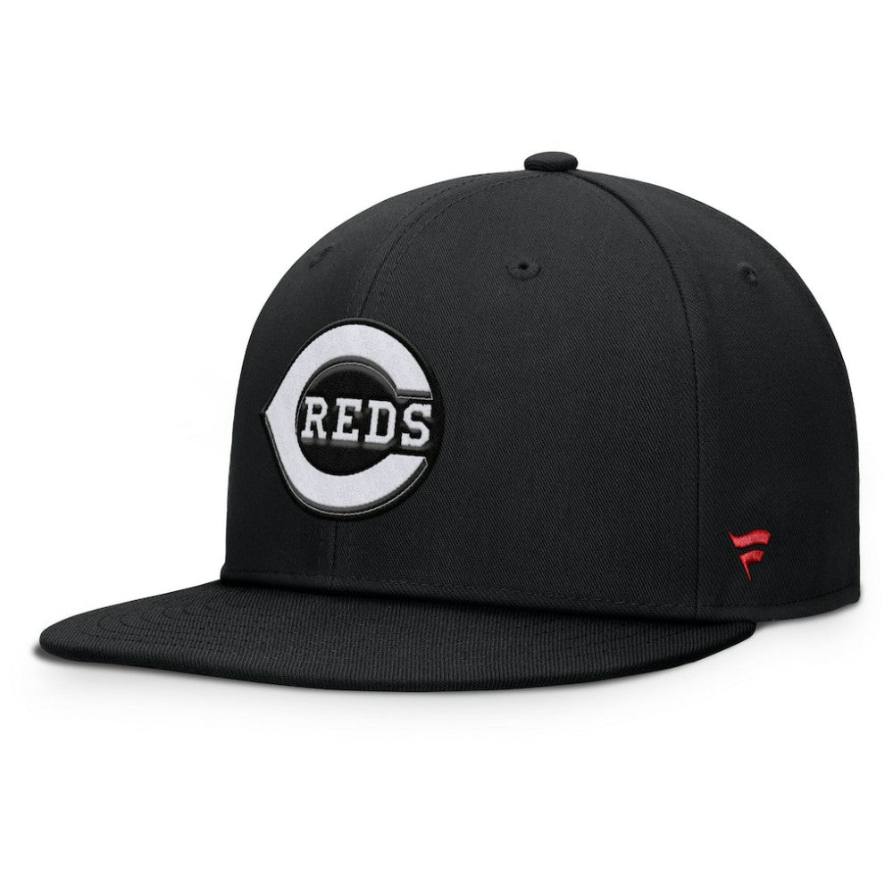 Cincinnati Reds Fanatics Walk-Off Bullpen Snapback Hat - MLB