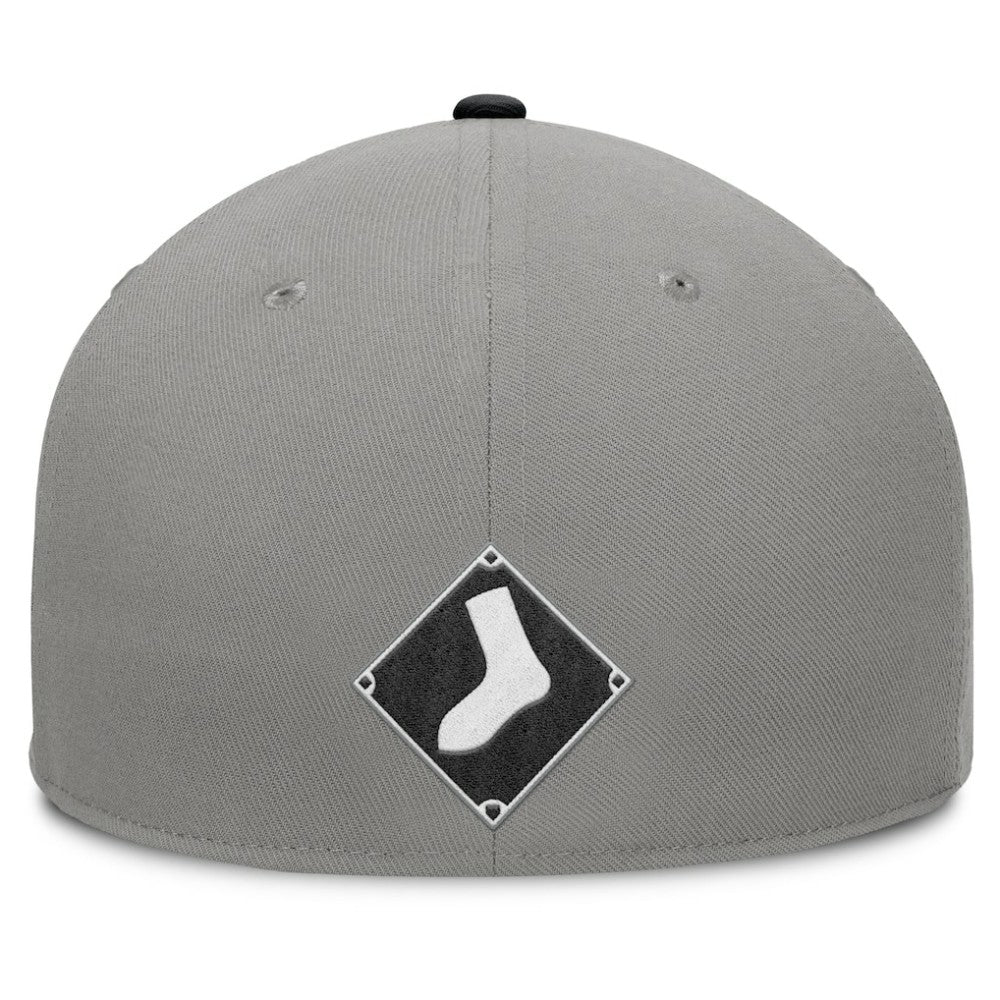 Chicago White Sox Fanatics Clubhouse Dugout Fitted Hat - MLB