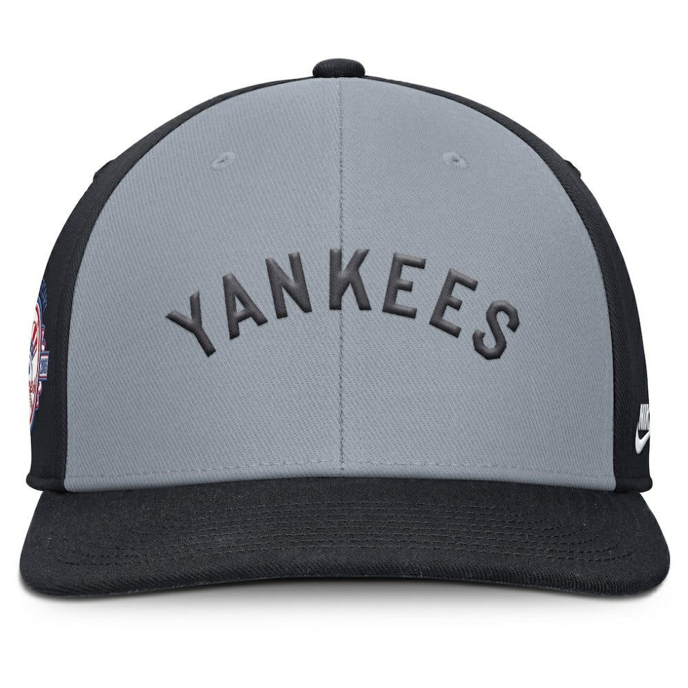 New York Yankees Nike Pro Performance Snapback Hat - MLB