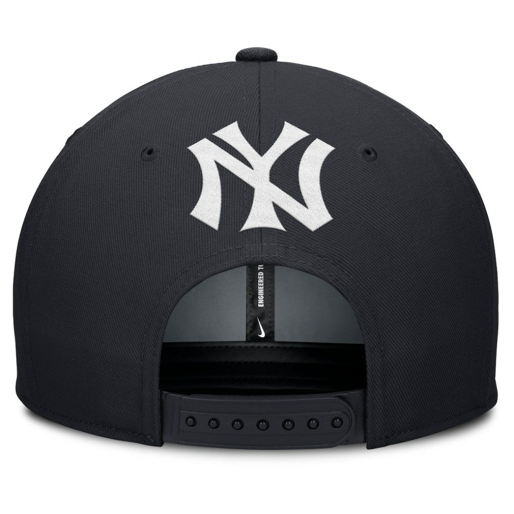 New York Yankees Nike Pro Performance Snapback Hat - MLB