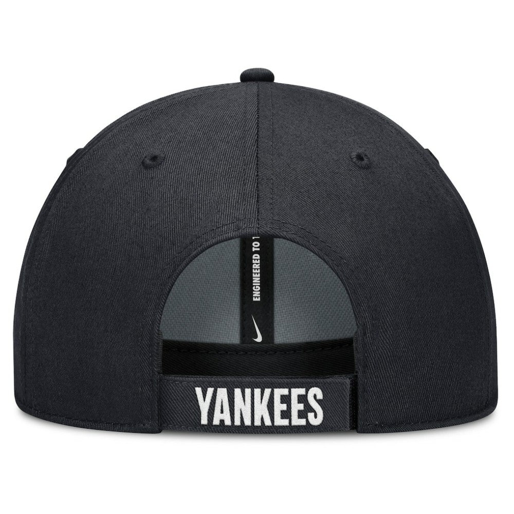 New York Yankees Nike Club Performance Adjustable Hat - MLB