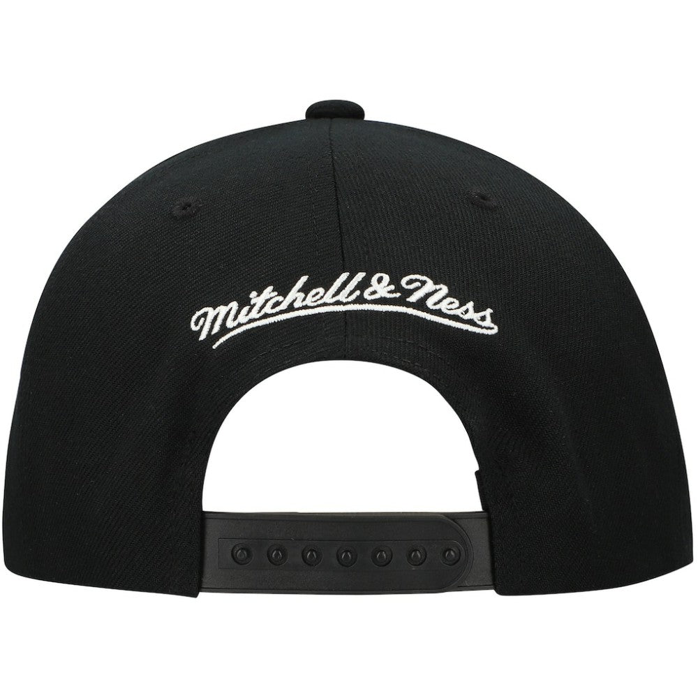 Boston Bruins Mitchell & Ness Team Snapback Hat - Black - NHL