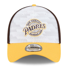 San Diego Padres New Era 2025 MLB Clubhouse 39THIRTY Flex Hat - MLB
