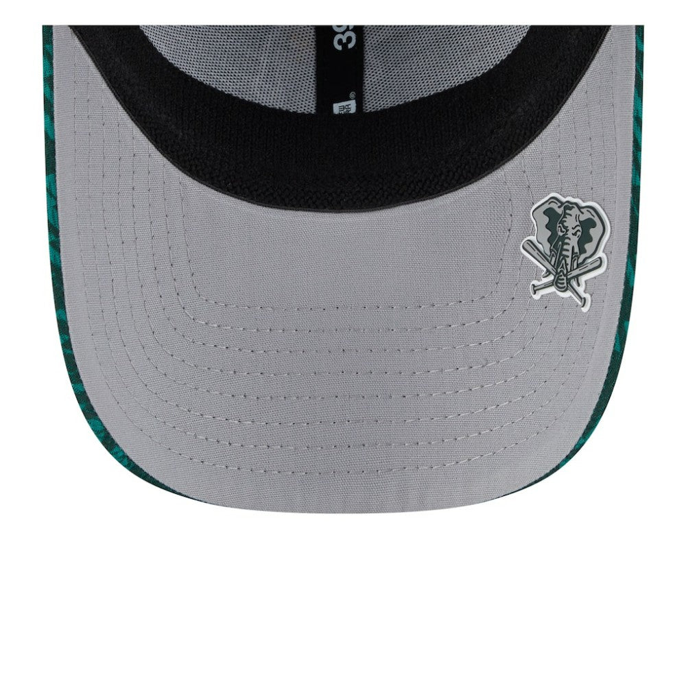 Athletics New Era 2025 MLB Clubhouse 39THIRTY Flex Hat - MLB