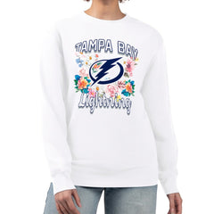 Tampa Bay Lightning G-III 4Her by Carl Banks Women's Flower Logo Pullover Sweatshirt - White - NHL