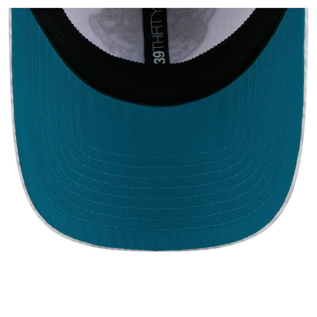 Jacksonville Jaguars New Era Gameday Graded 39THIRTY Flex Hat White | NFL