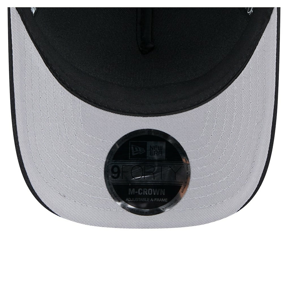 Philadelphia Eagles New Era Gradient 9FORTY Adjustable Hat Black | NFL