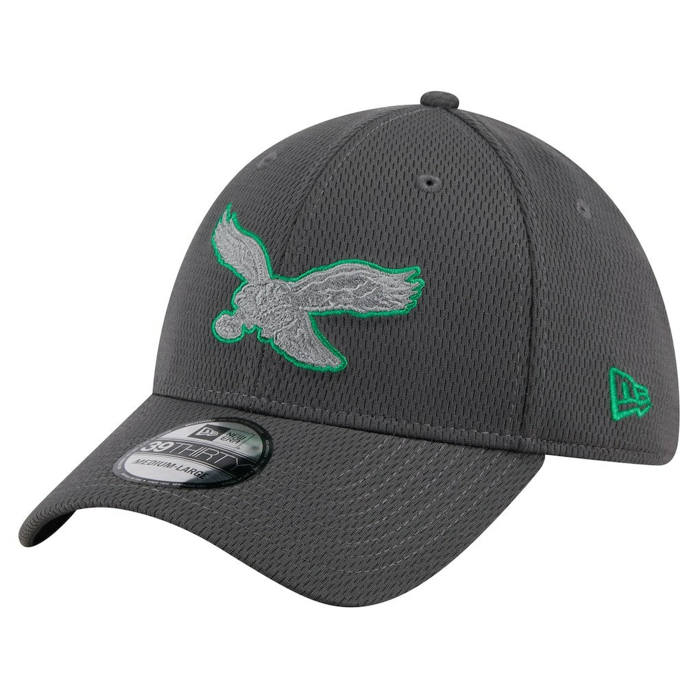 Philadelphia Eagles New Era Throwback Logo Main 39THIRTY Flex Hat Graphite | NFL