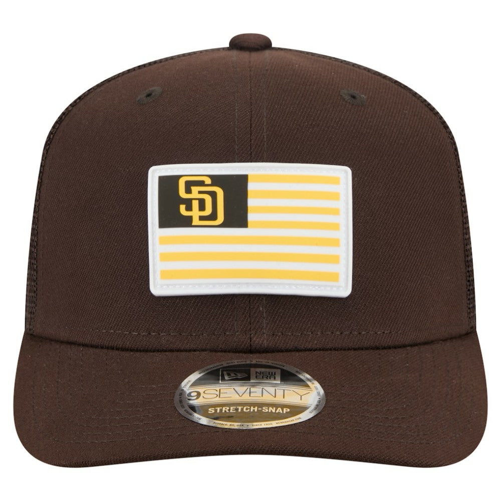 San Diego Padres New Era Flag 9SEVENTY Stretch-Snap Hat - MLB