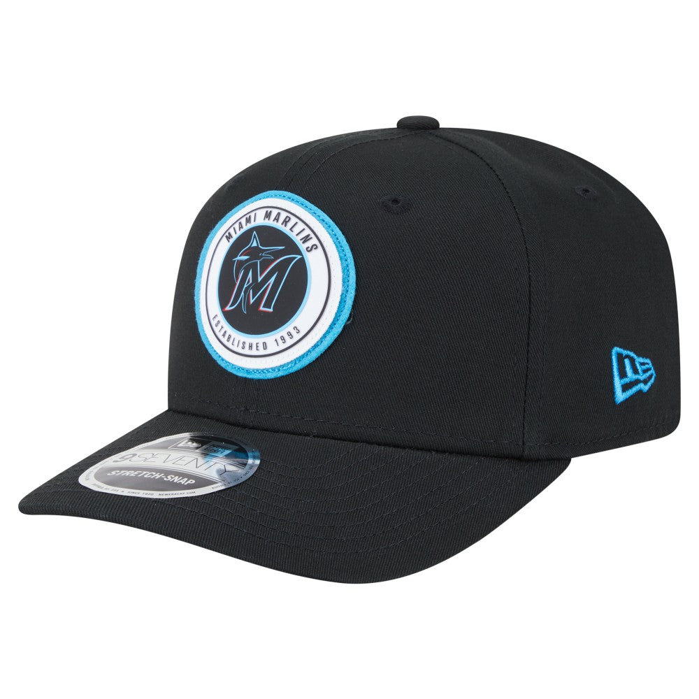 Miami Marlins New Era Circle Patch 9SEVENTY Stretch-Snap Hat - MLB