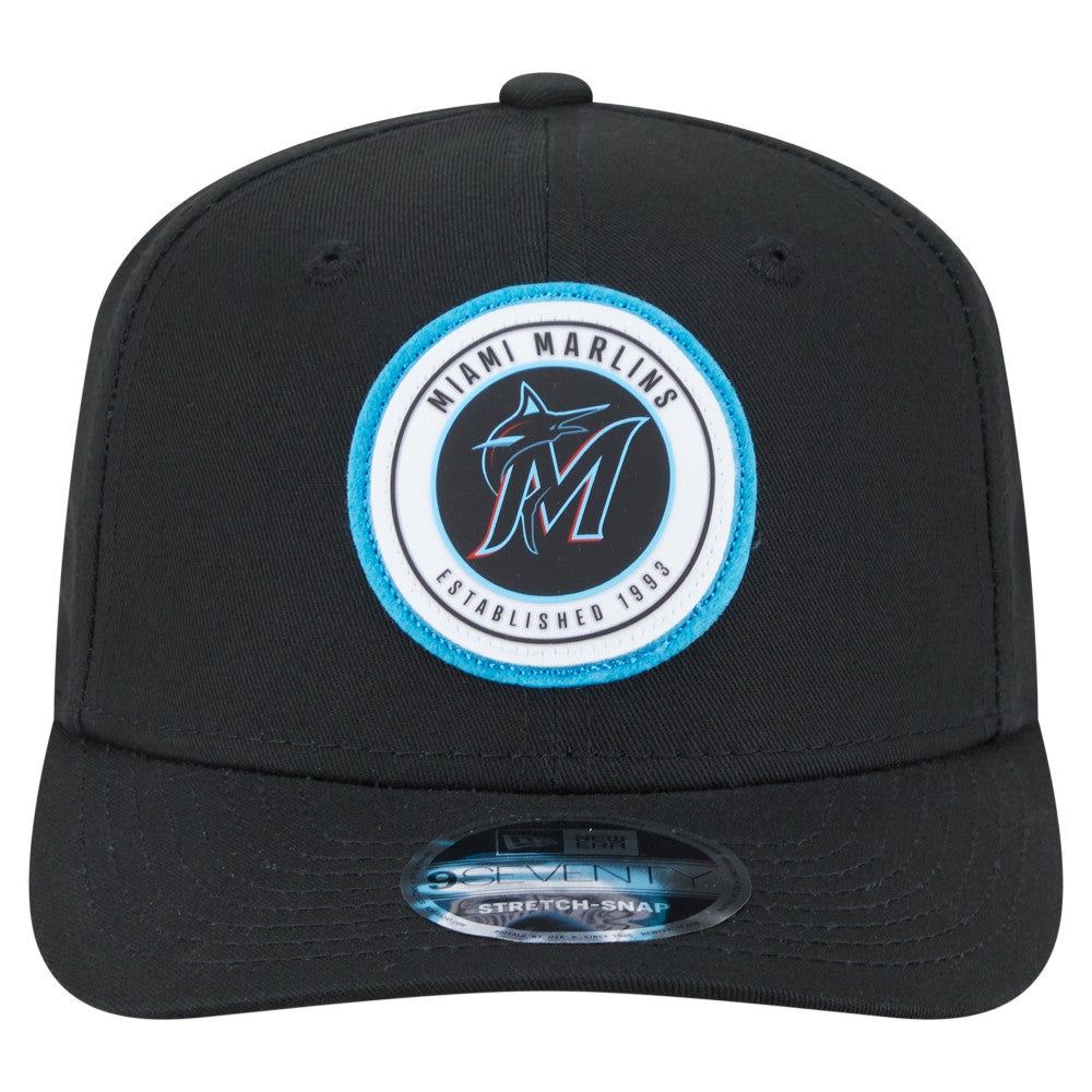 Miami Marlins New Era Circle Patch 9SEVENTY Stretch-Snap Hat - MLB