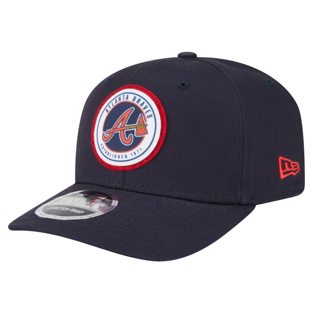 Atlanta Braves New Era Circle Patch 9SEVENTY Stretch-Snap Hat - MLB