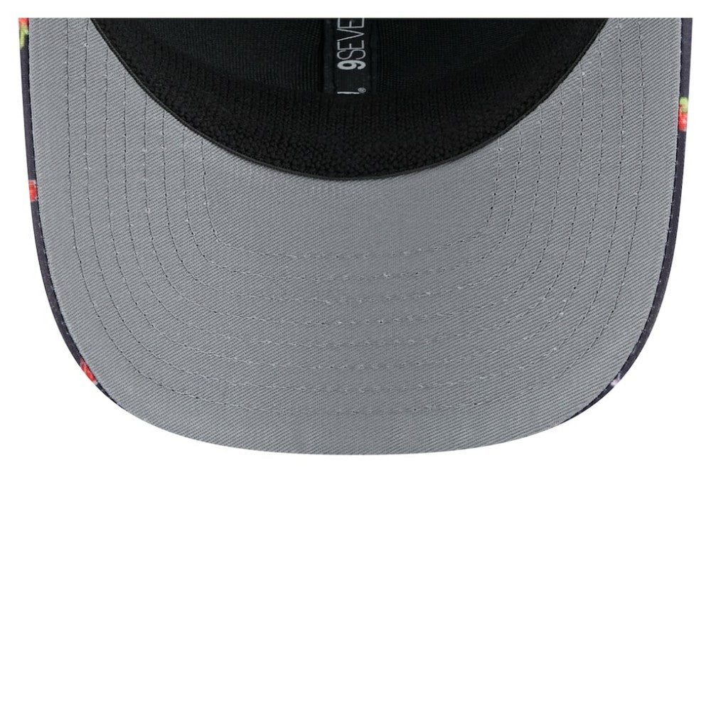 Chicago White Sox New Era Adventure Drinks Pattern 9SEVENTY Stretch-Snap Hat - MLB