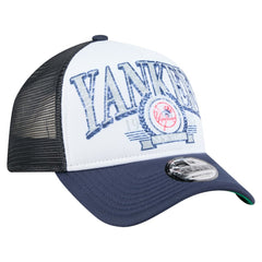 New York Yankees New Era Distressed 9FORTY A-Frame Adjustable Trucker Hat - MLB