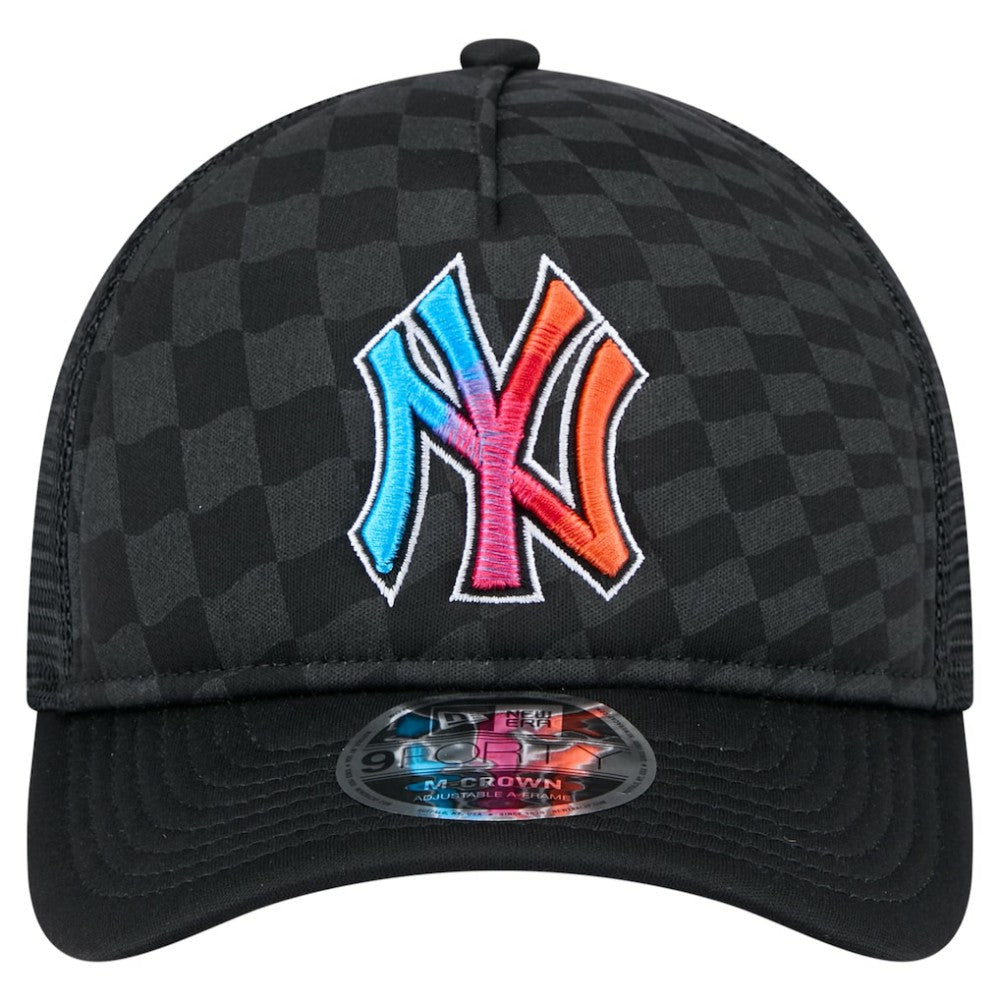 New York Yankees New Era Gradient 9FORTY A-Frame M-Crown Trucker Adjustable Hat - MLB