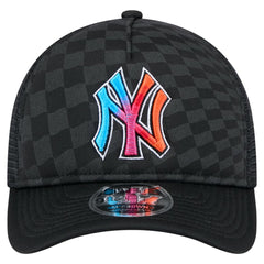 New York Yankees New Era Gradient 9FORTY A-Frame M-Crown Trucker Adjustable Hat - MLB