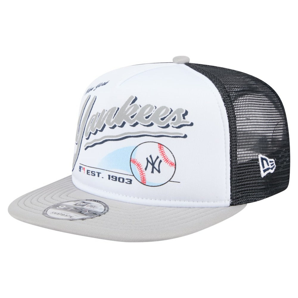 New York Yankees New Era Retro Script Trucker 9FIFTY Snapback Hat - MLB