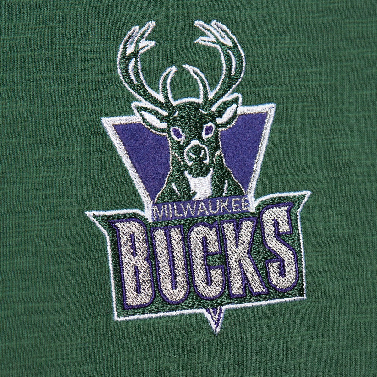 Milwaukee Bucks Hardwood Classics Felt Applique Slub T-Shirt Green - NBA