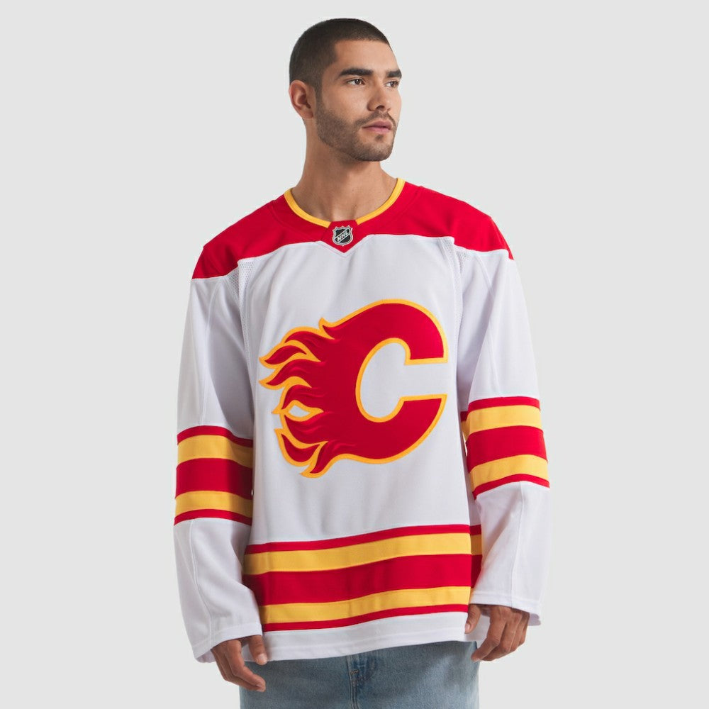 Calgary Flames Fanatics Away Premium Jersey - White - NHL