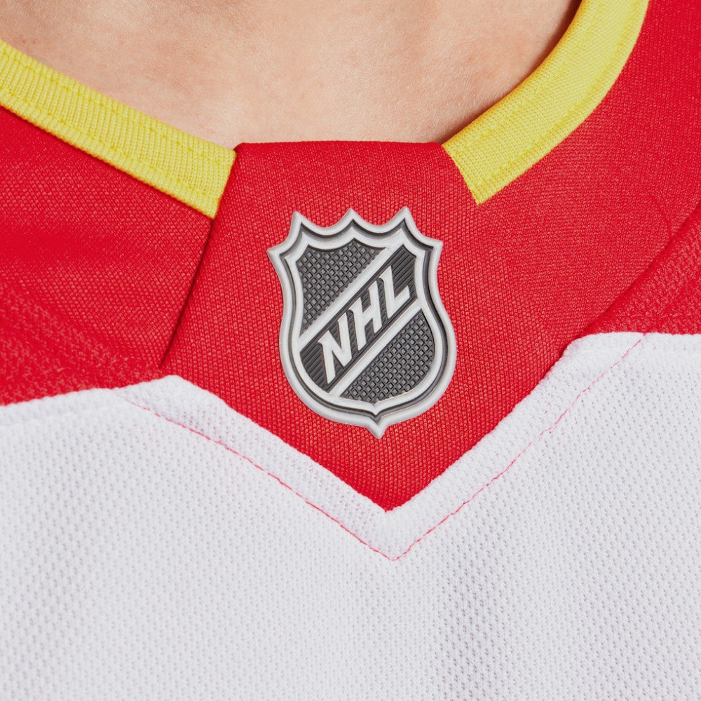 Calgary Flames Fanatics Away Premium Jersey - White - NHL