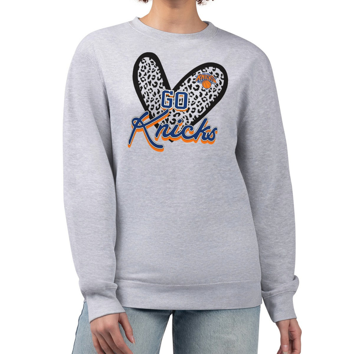New York Knicks G-III 4Her by Carl Banks Women's Leopard Heart Fleece Pullover Sweatshirt Heather Gray - NBA