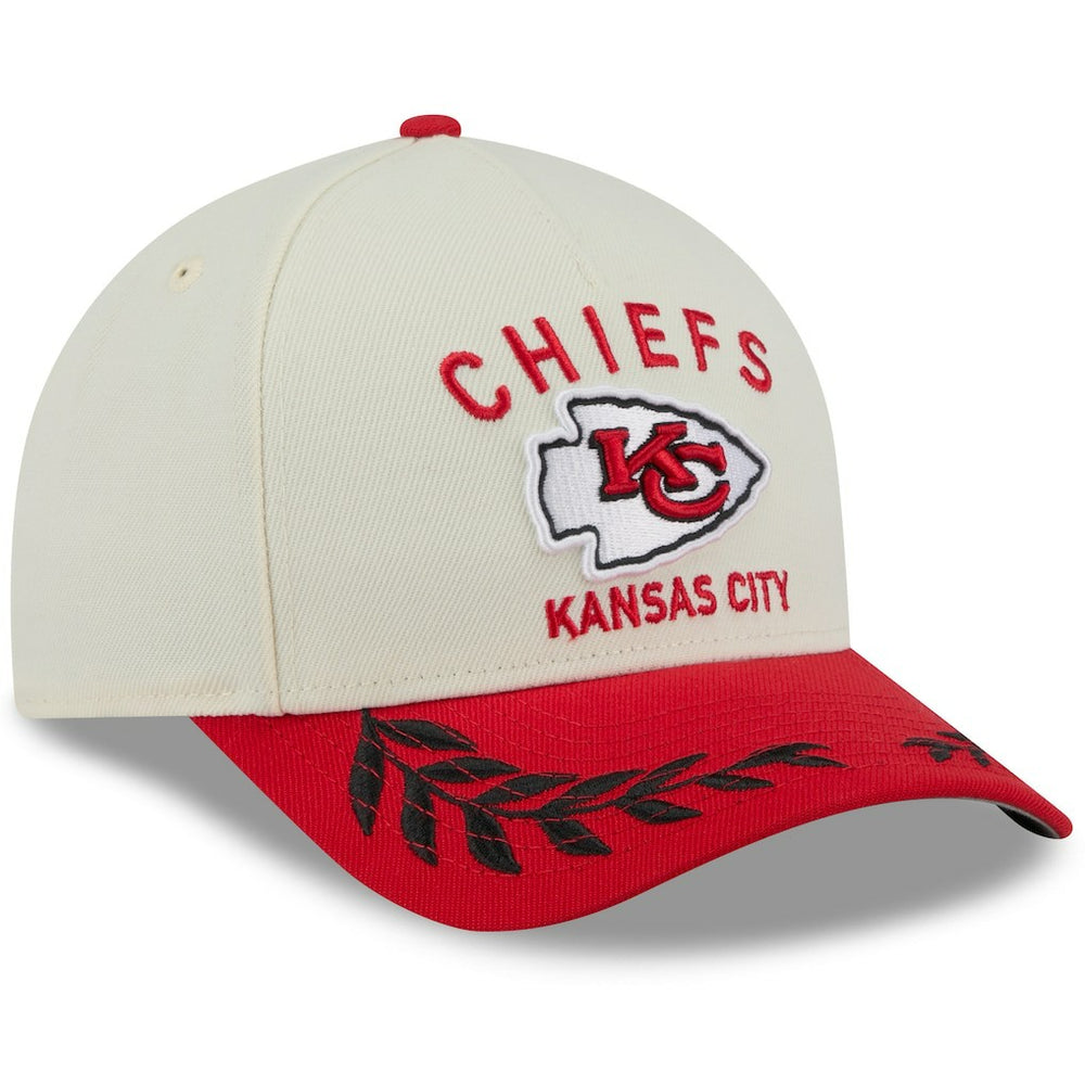 Kansas City Chiefs New Era 2025 NFL Draft 9FORTY A-Frame M-Crown Adjustable Hat Cream/Red | NFL