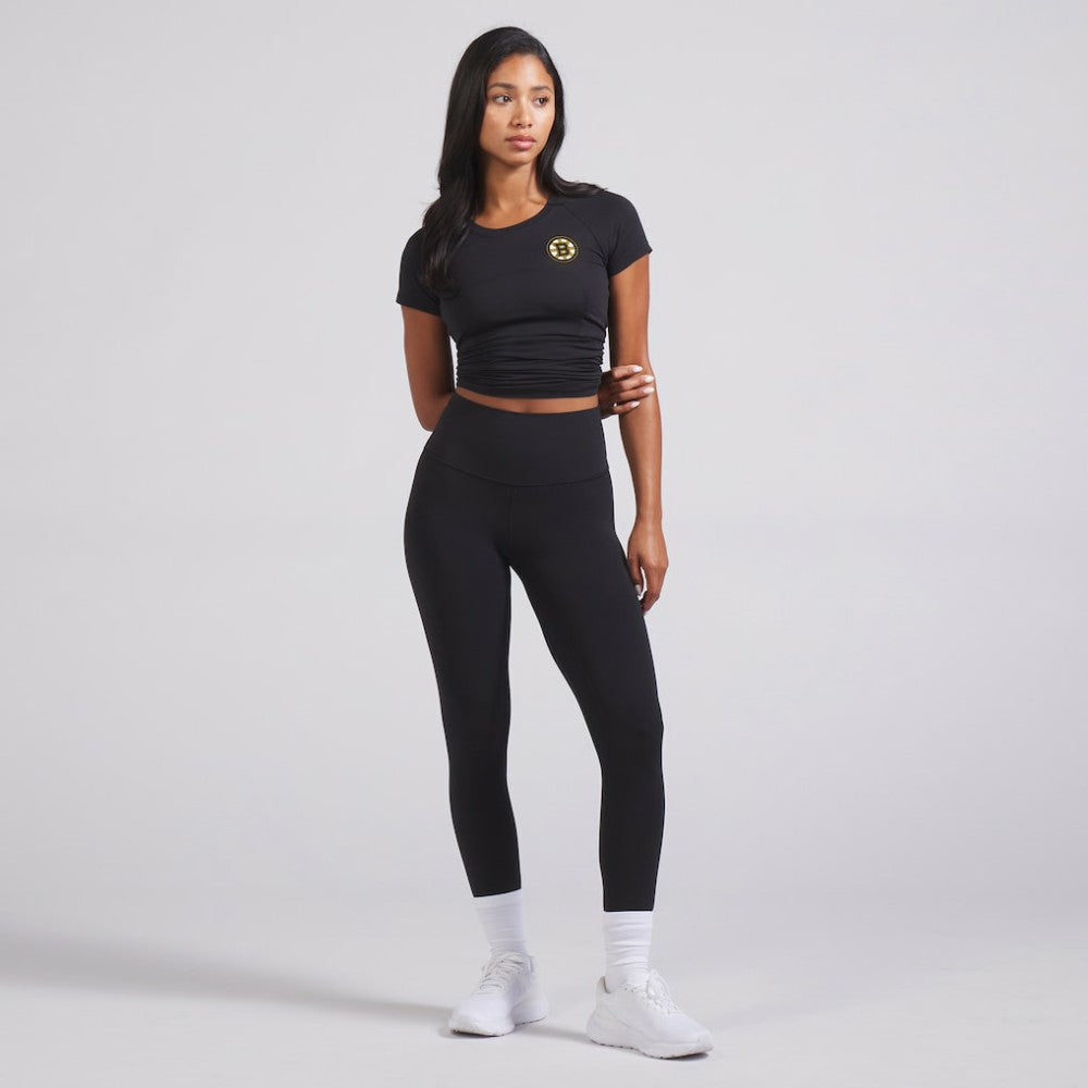Boston Bruins lululemon Women's Swiftly Tech Short-Sleeve Shirt 2.0 - Black - NHL