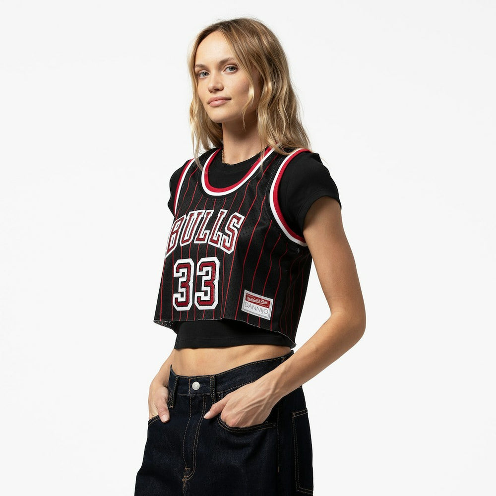Scottie Pippen Chicago Bulls x DANNIJO Women's Fashion Cropped Basketball Jersey Black - NBA