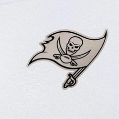 Tampa Bay Buccaneers Antigua Women's Victory Pullover Sweatshirt White | NFL