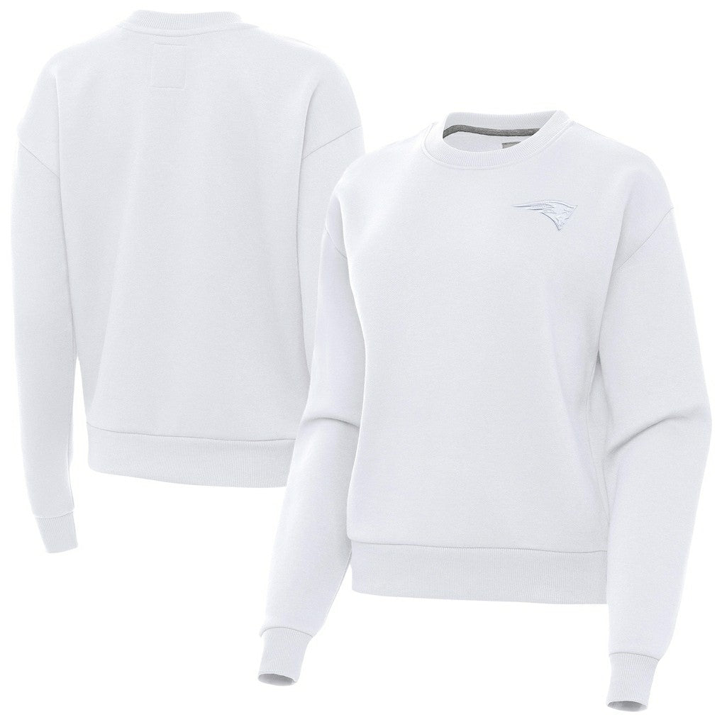 New England Patriots Antigua Women's Victory Crew Pullover Sweatshirt White | NFL