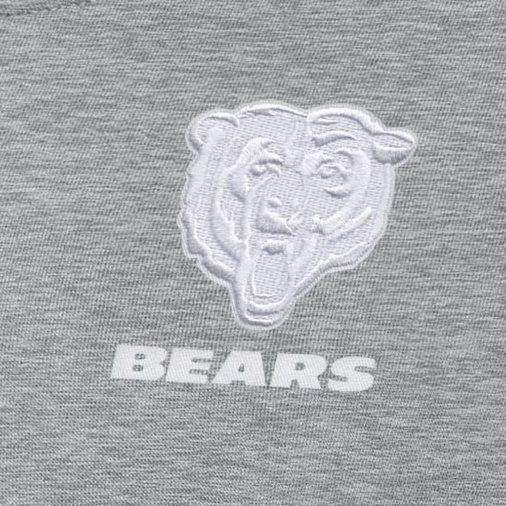 Chicago Bears Antigua Women's Victory Crew Pullover Sweatshirt Heather Gray | NFL