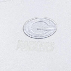 Green Bay Packers Antigua Women's Victory Crew Pullover Sweatshirt White | NFL
