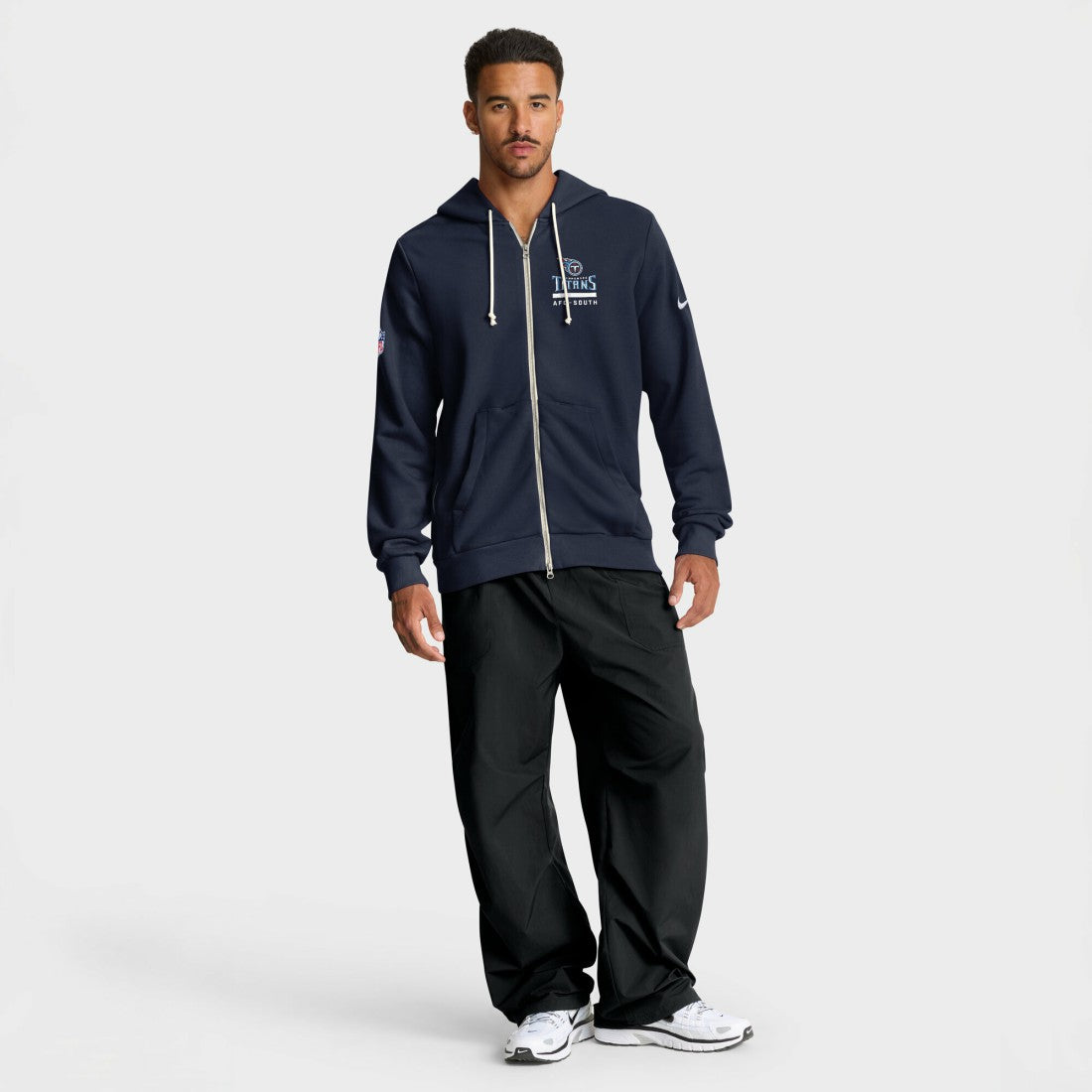 Tennessee Titans Sideline Standard Issue Utility Player Dri-FIT Full-Zip Hoodie Navy | Nike for Sale