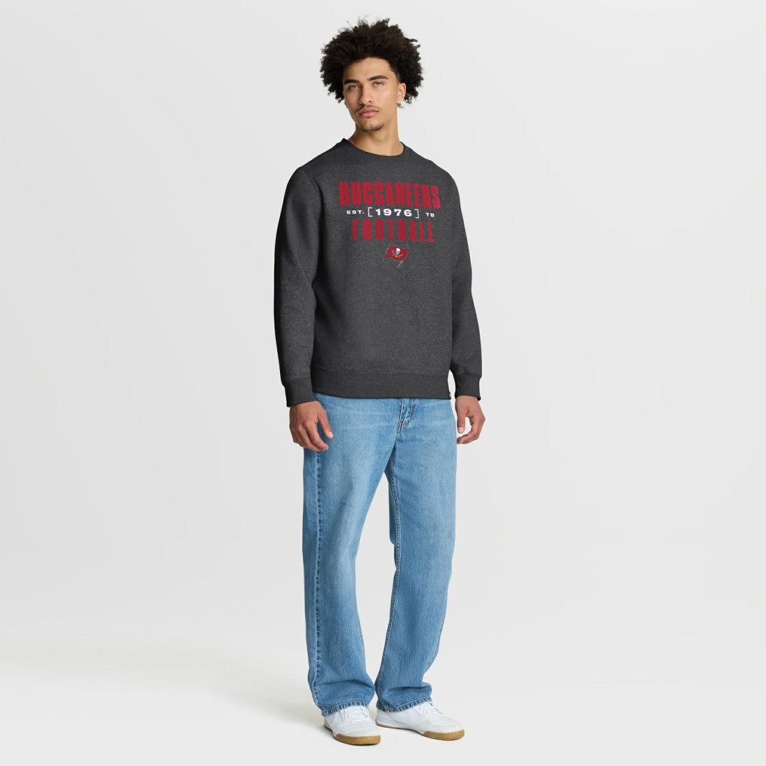 Tampa Bay Buccaneers Powerful Throw Legacy Pullover Sweatshirt Heather Pewter | Fanatics