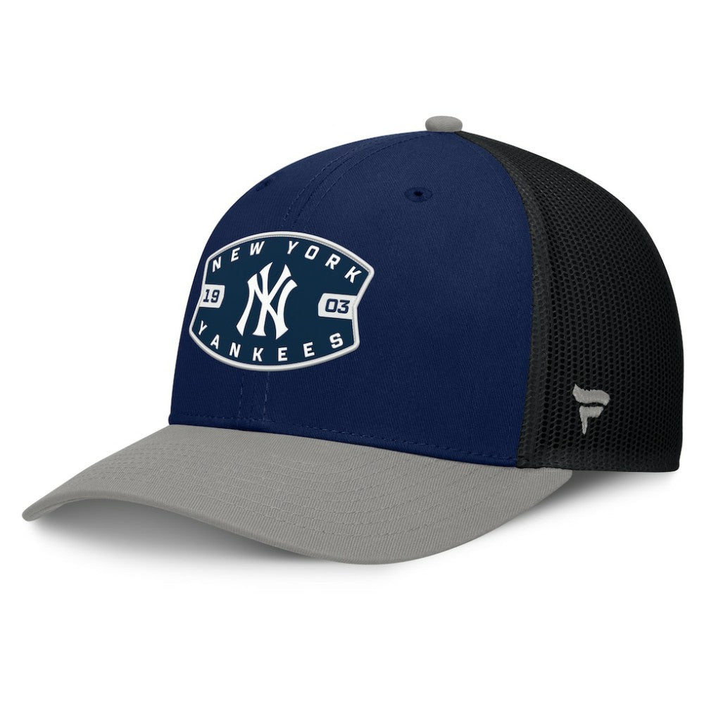 New York Yankees Fanatics Cutoff Adjustable Trucker Hat - MLB