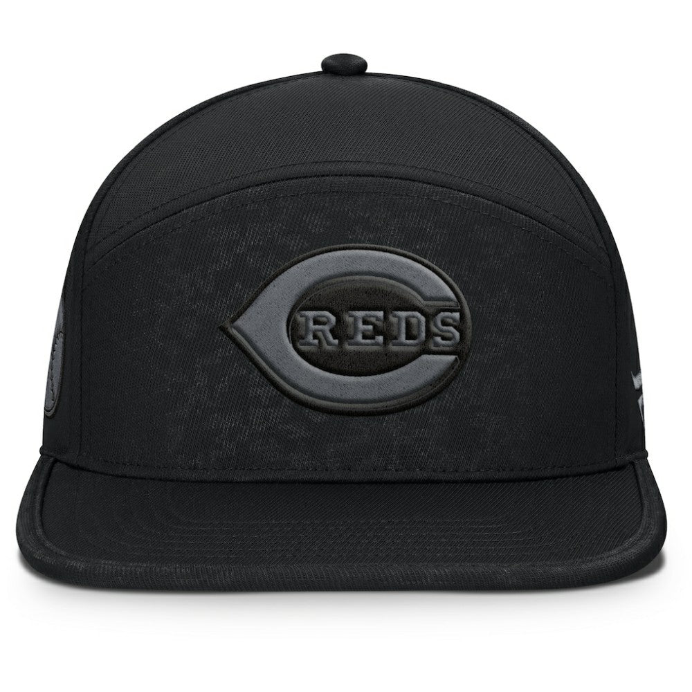 Cincinnati Reds Fanatics Platoon Snapback Hat - MLB