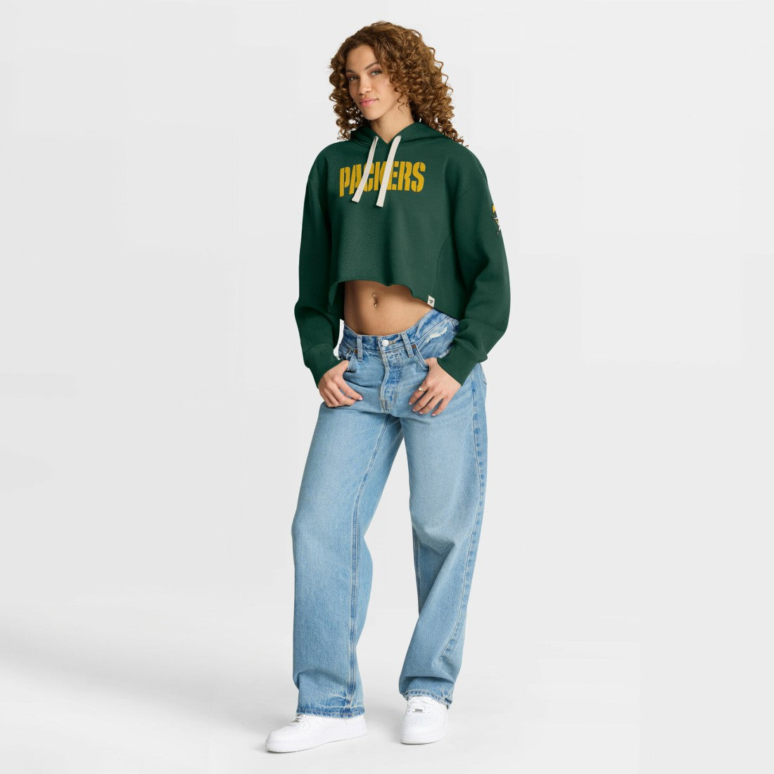 Green Bay Packers Women's Oversized Hometown Heritage Cropped Hoodie Green | Fanatics