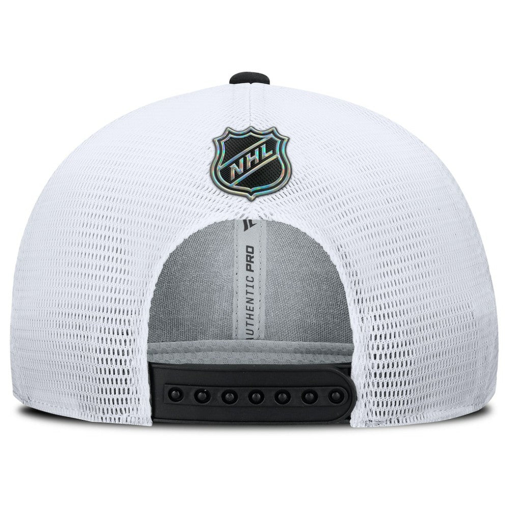 Pittsburgh Penguins Fanatics Authentic Pro Rink Lockup Adjustable Trucker Hat - Black/White - NHL