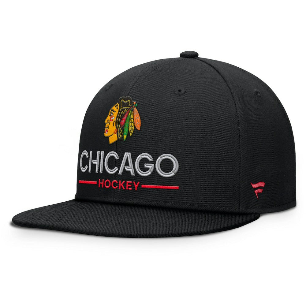 Chicago Blackhawks Fanatics Authentic Pro Rink Lockup Snapback Hat - Black - NHL