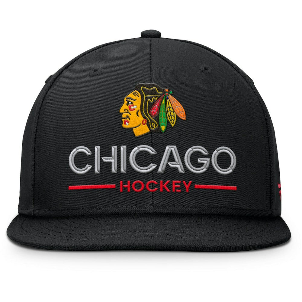 Chicago Blackhawks Fanatics Authentic Pro Rink Lockup Snapback Hat - Black - NHL