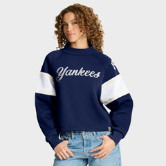 New York Yankees Fanatics Women's Oversized Toss Sweep Raglan Pullover Sweatshirt - MLB