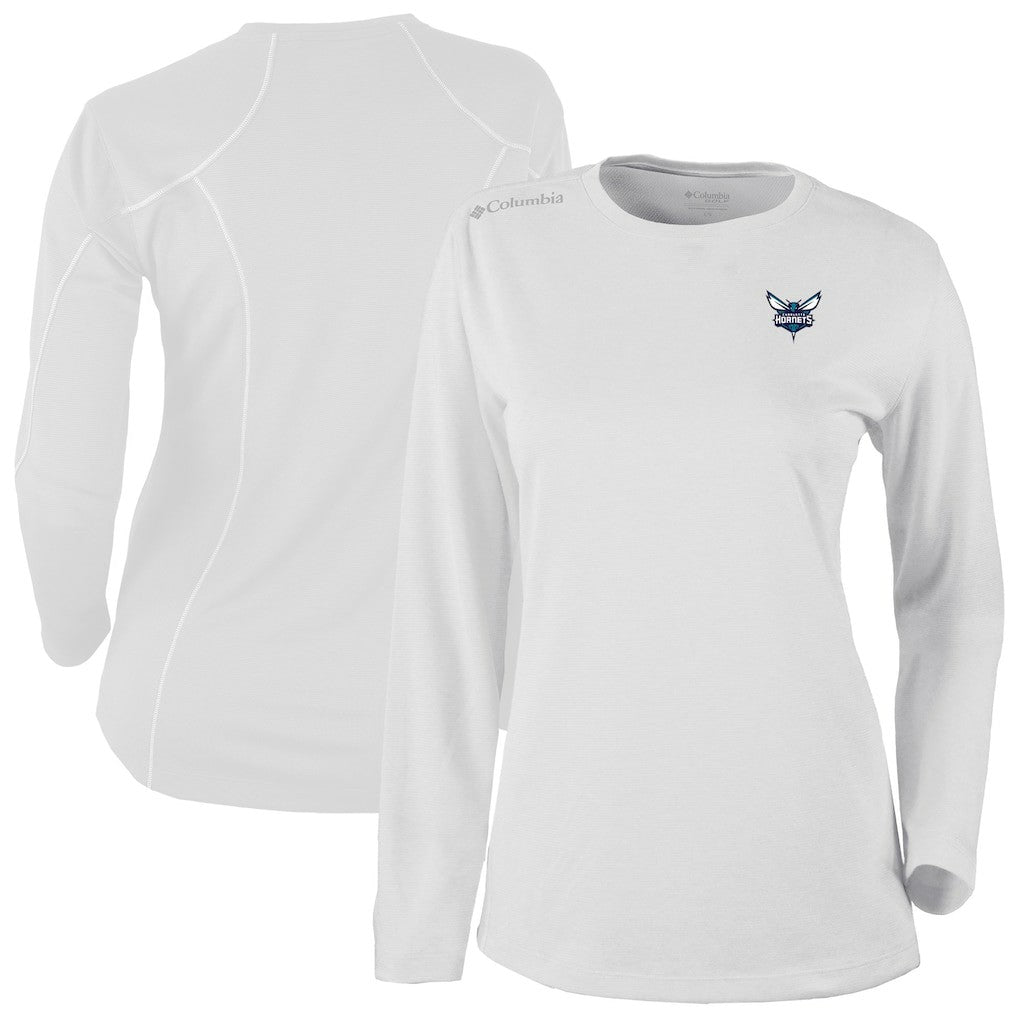 Charlotte Hornets Women's Omni-Wick Shotgun Pullover Top White - NBA
