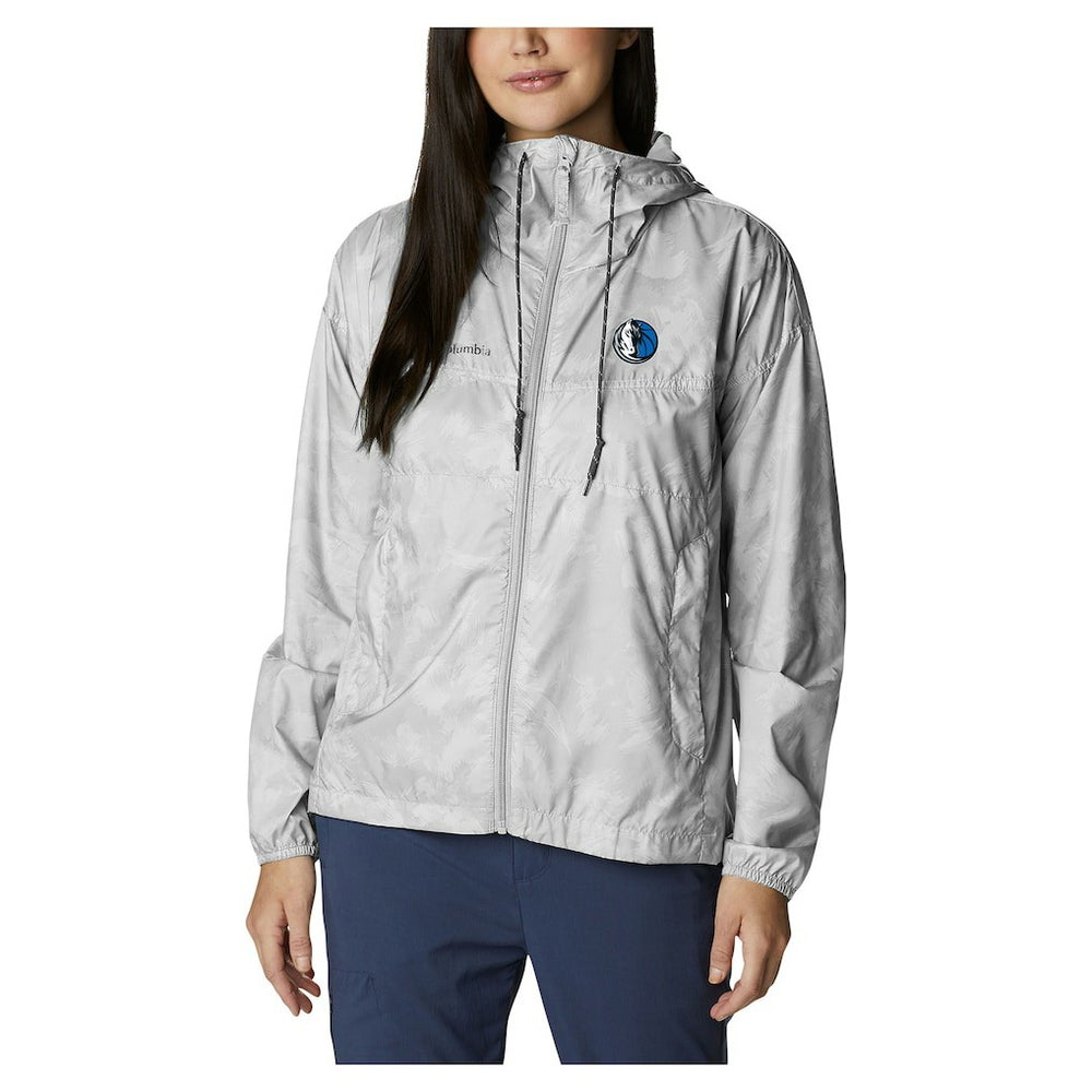 Dallas Mavericks Women's Flash Challenger II Omni-Shade Full-Zip Windbreaker Jacket White - NBA