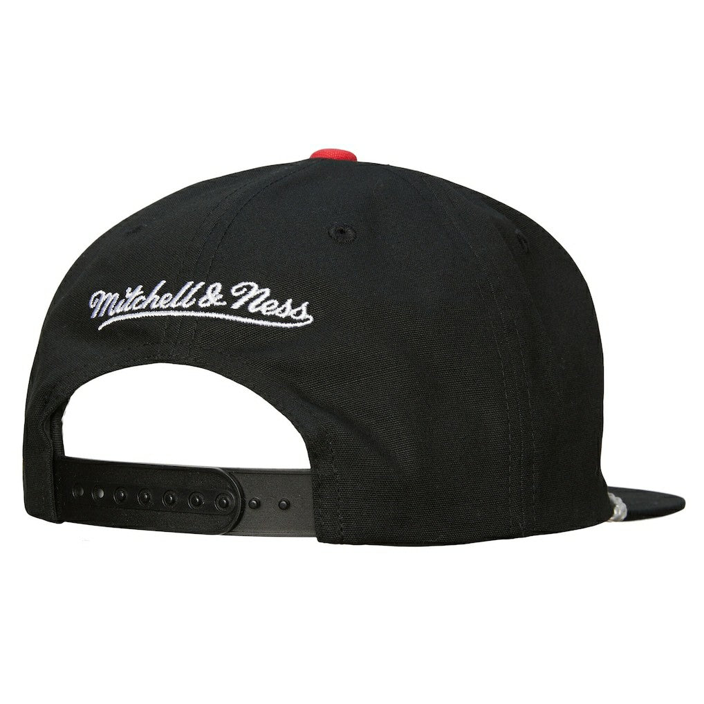 Chicago Bulls Ascend Deadstock Snapback Hat Black - NBA