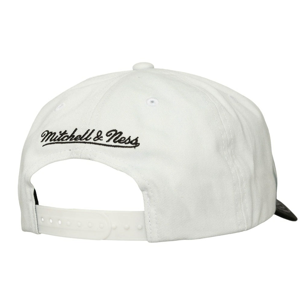 Chicago Bulls Dip Dye Pro Crown Adjustable Hat Black/White - NBA
