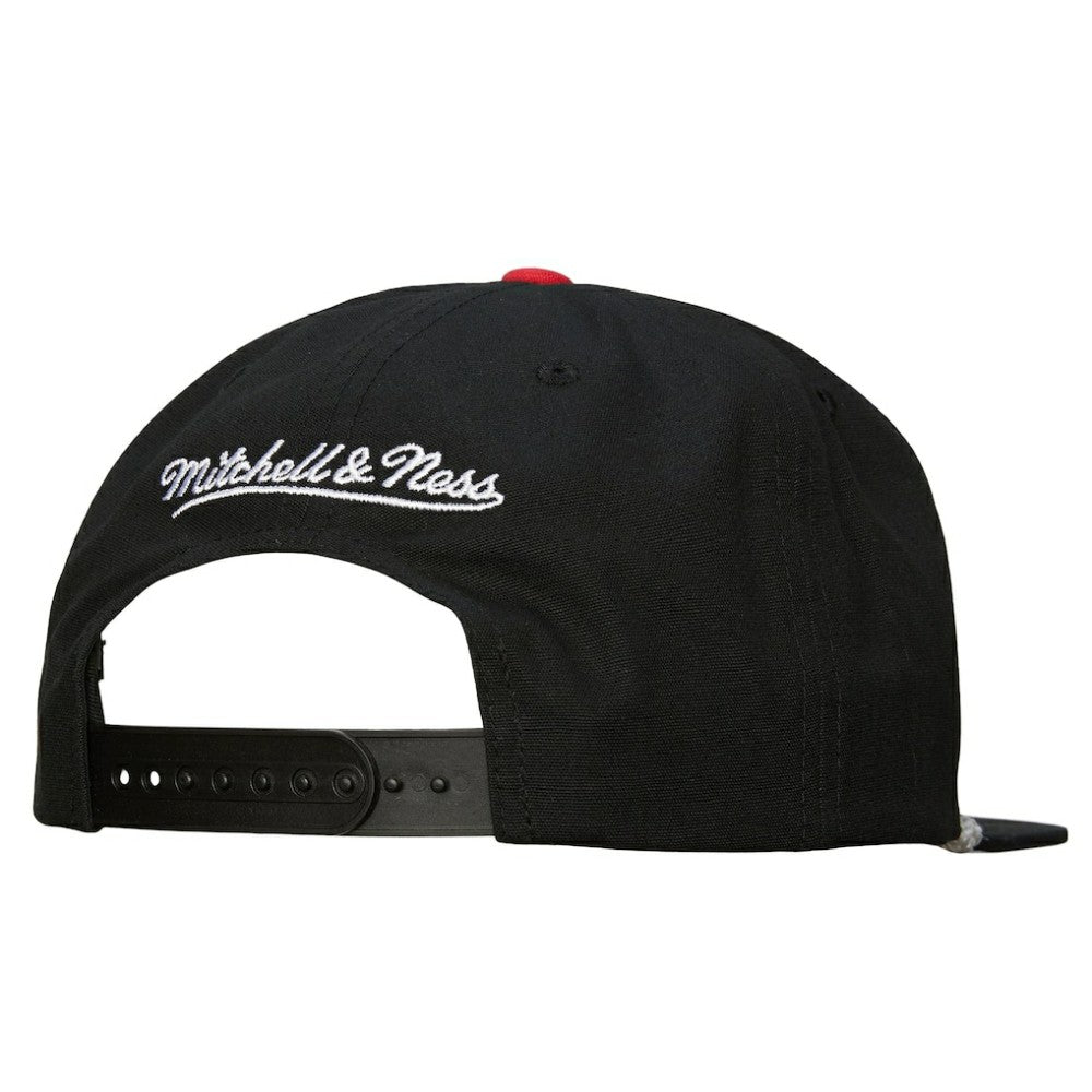 Chicago Blackhawks Mitchell & Ness Ascend Deadstock Snapback Hat - Black - NHL