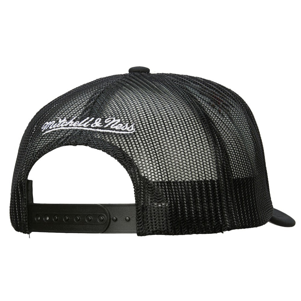 Vegas Golden Knights Mitchell & Ness Gridlock Trucker Adjustable Hat - White/Black - NHL